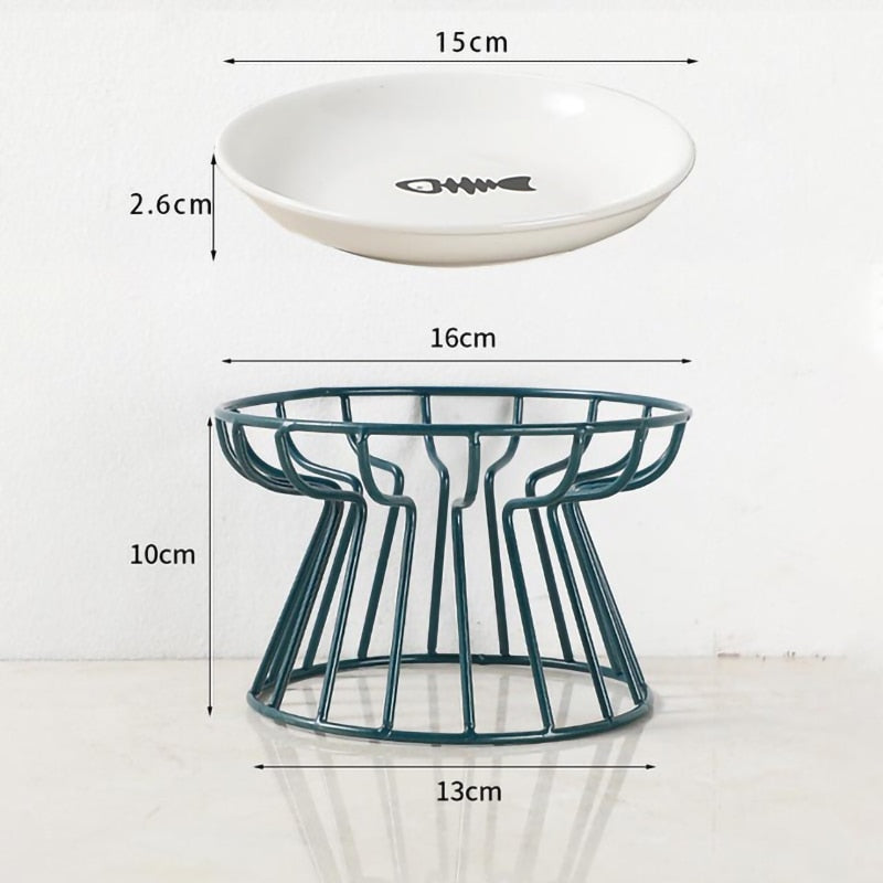 fish saucer with green holder