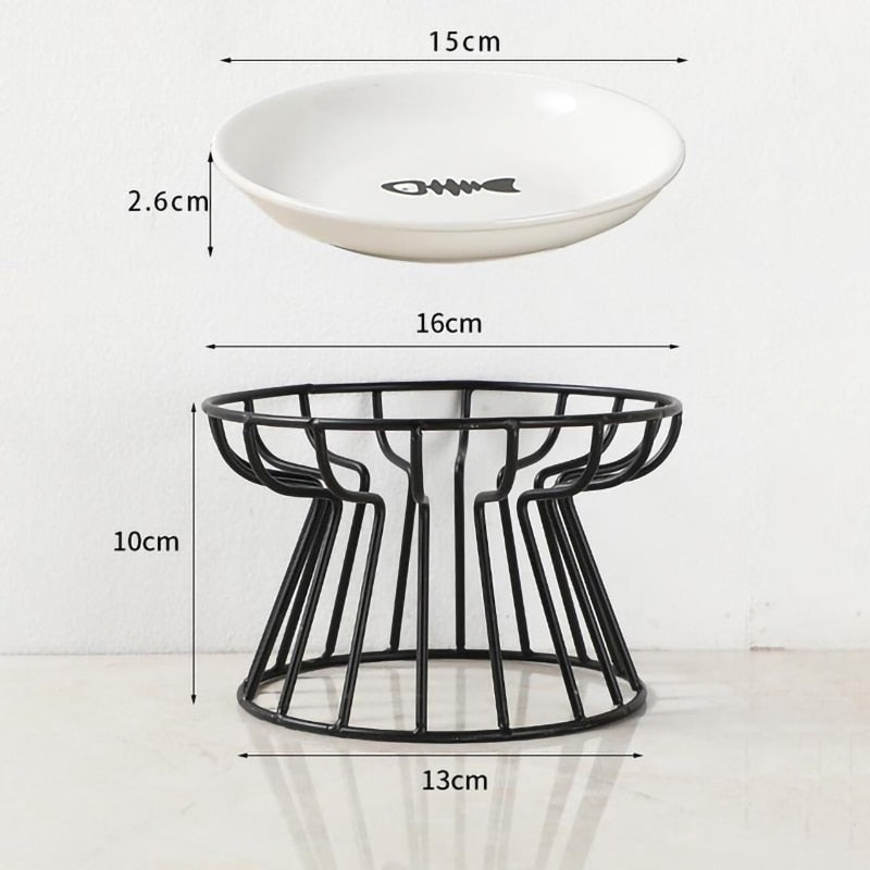 fish saucer with black holder